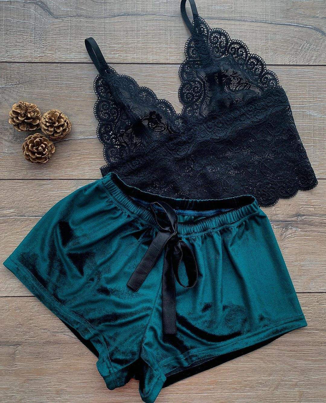Bossman New Arrival Sexy Velvet Women Pajamas Erotic Lace Bra Set Sexy Lingerie